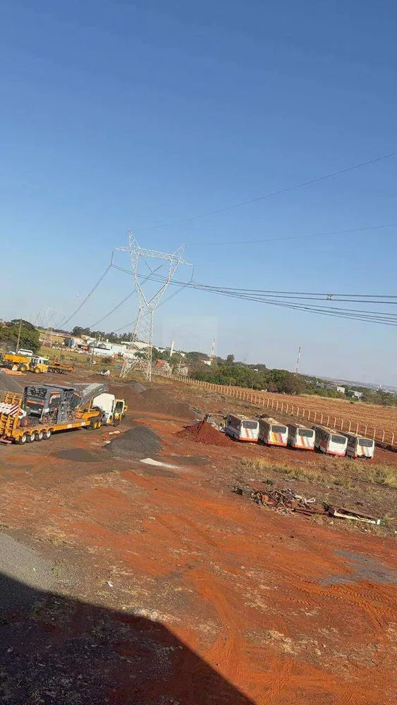 Depósito-Galpão, 18000000 m² - Foto 10