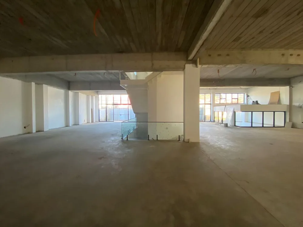 Prédio Inteiro, 2600 m² - Foto 2