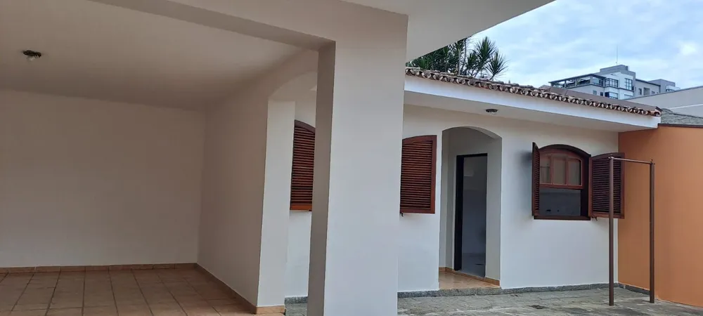 Casa, 3 quartos, 305 m² - Foto 2
