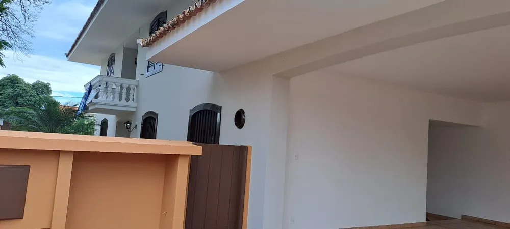 Casa, 3 quartos, 305 m² - Foto 1