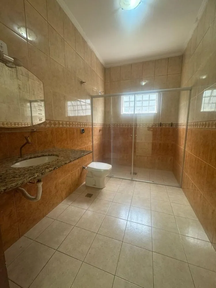 Casa, 3 quartos, 257 m² - Foto 3