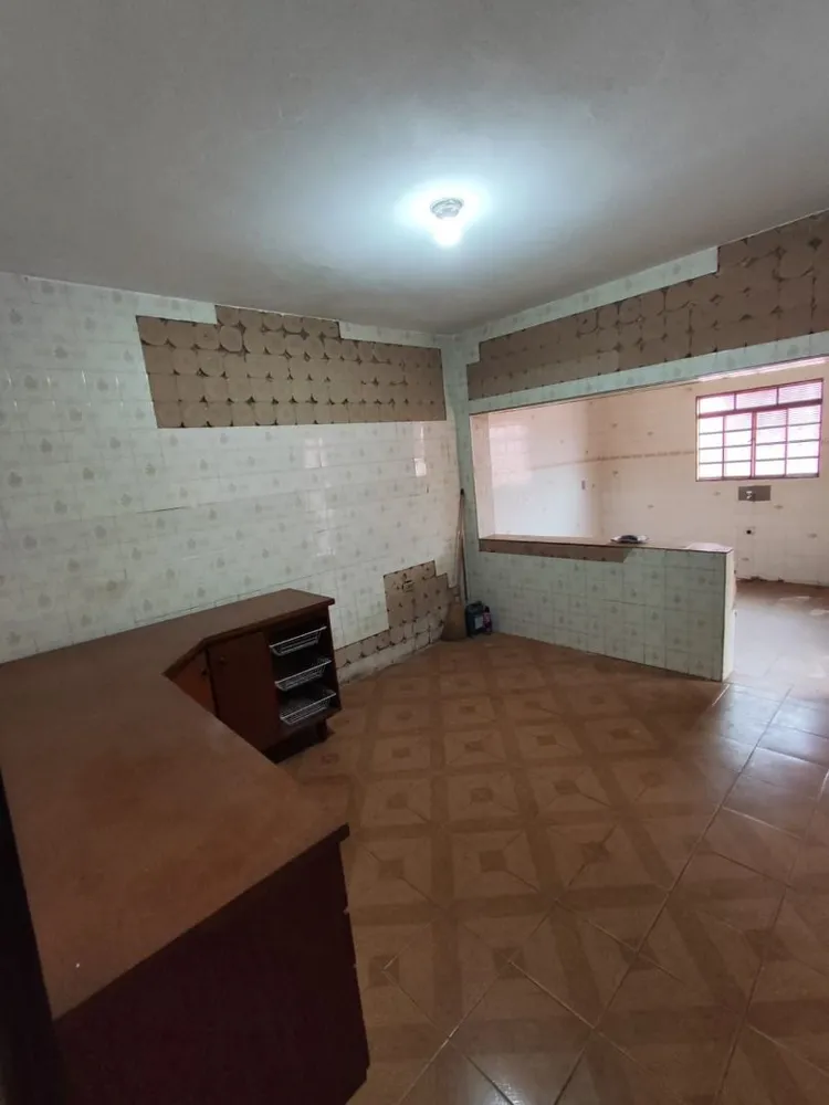 Casa, 2 quartos, 250 m² - Foto 4
