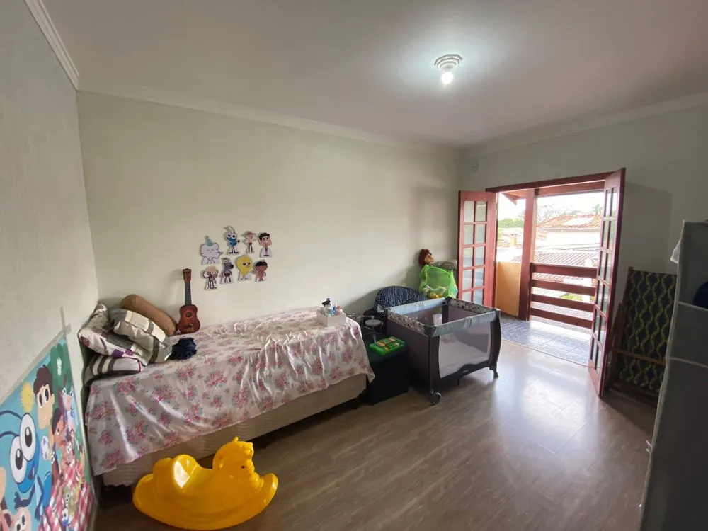 Casa, 4 quartos, 160 m² - Foto 1