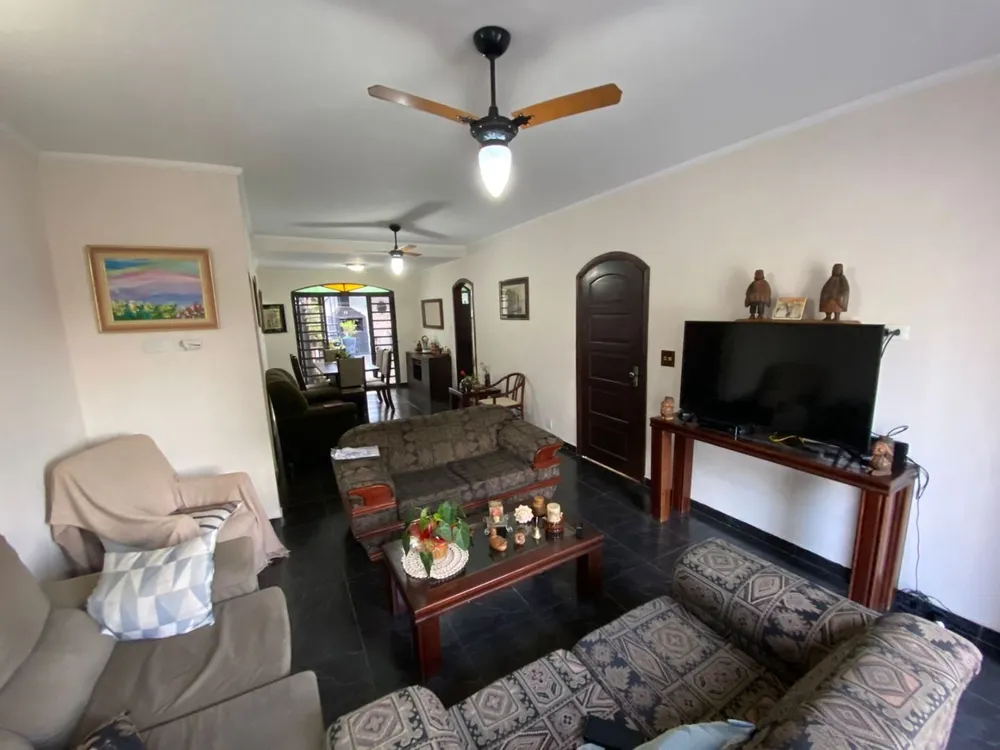 Casa, 4 quartos, 220 m² - Foto 3