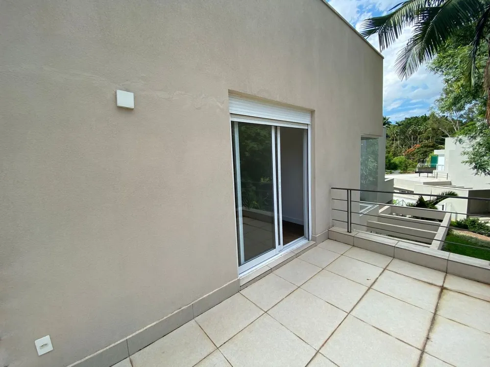 Casa, 3 quartos, 209 m² - Foto 1
