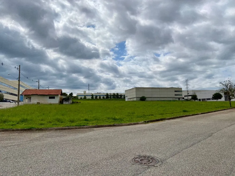 Loteamento e Condomínio, 1500 m² - Foto 2