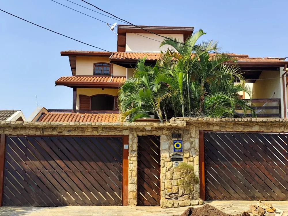 Casa, 4 quartos, 407 m² - Foto 1