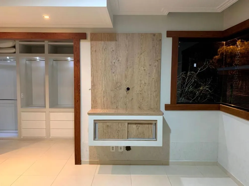 Casa, 4 quartos, 266 m² - Foto 3