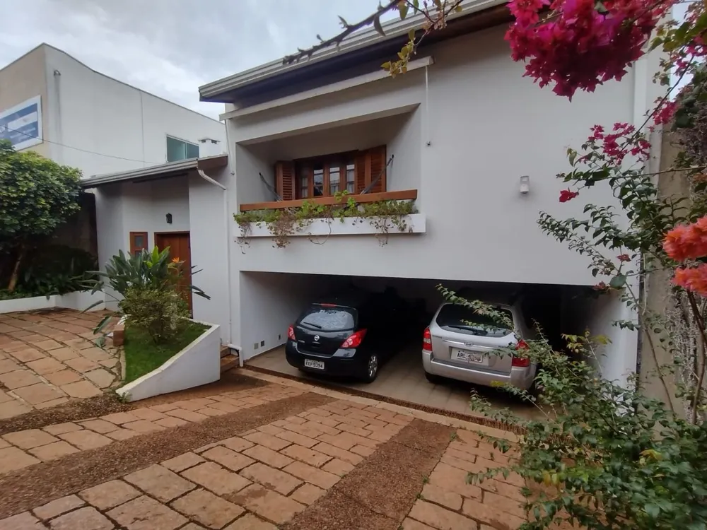 Casa, 6 quartos, 295 m² - Foto 1