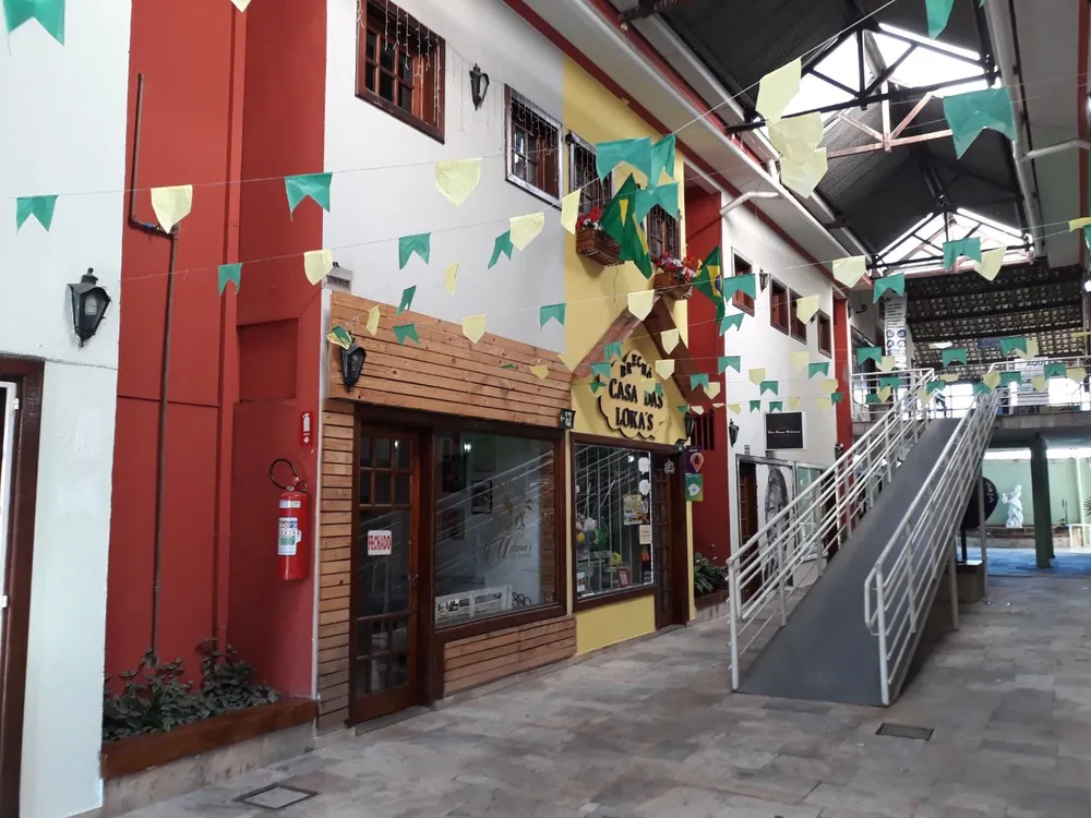 Prédio Inteiro, 1300 m² - Foto 1