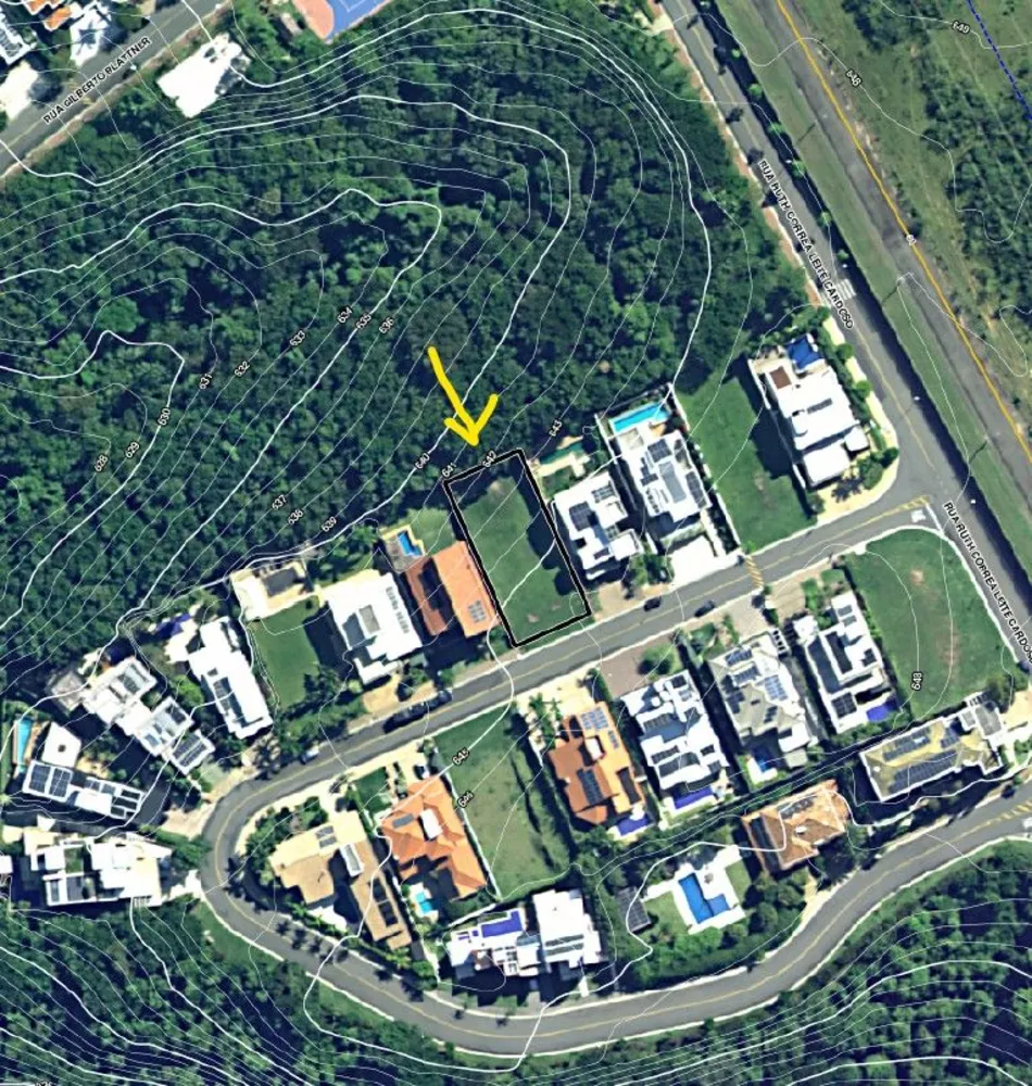 Loteamento e Condomínio, 702 m² - Foto 2