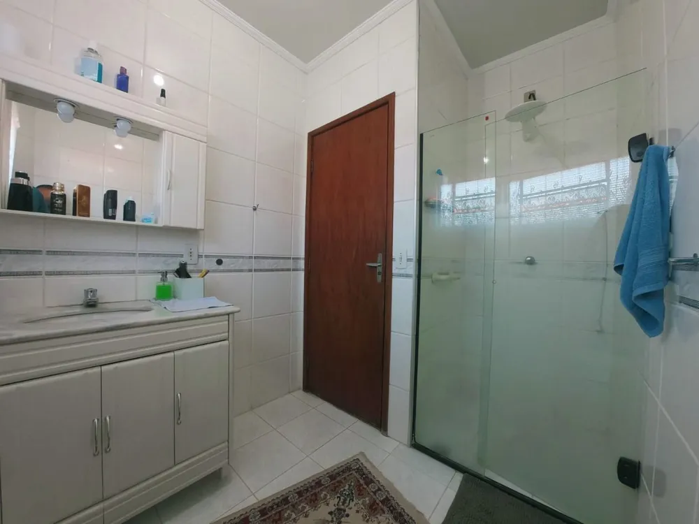 Casa, 4 quartos, 211 m² - Foto 2