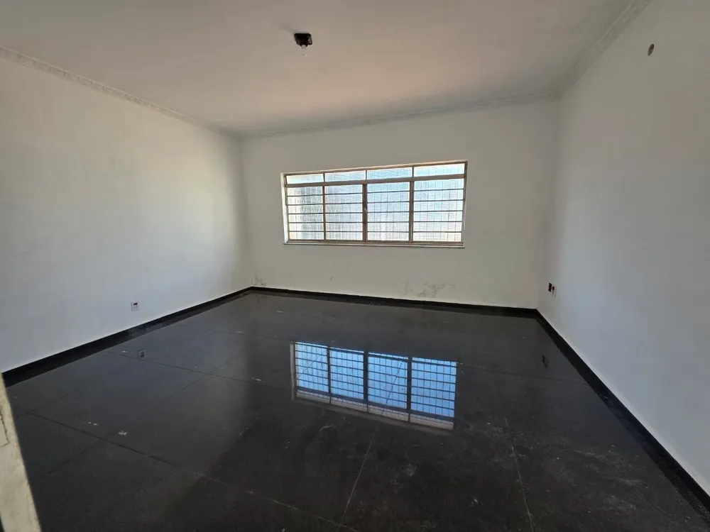 Casa, 5 quartos, 180 m² - Foto 2