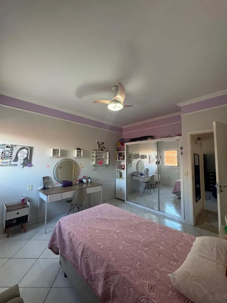 Casa, 3 quartos, 186 m² - Foto 2
