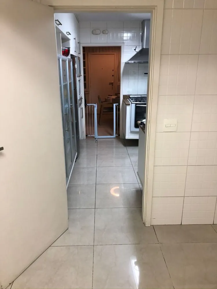 Apartamento, 3 quartos, 205 m² - Foto 2