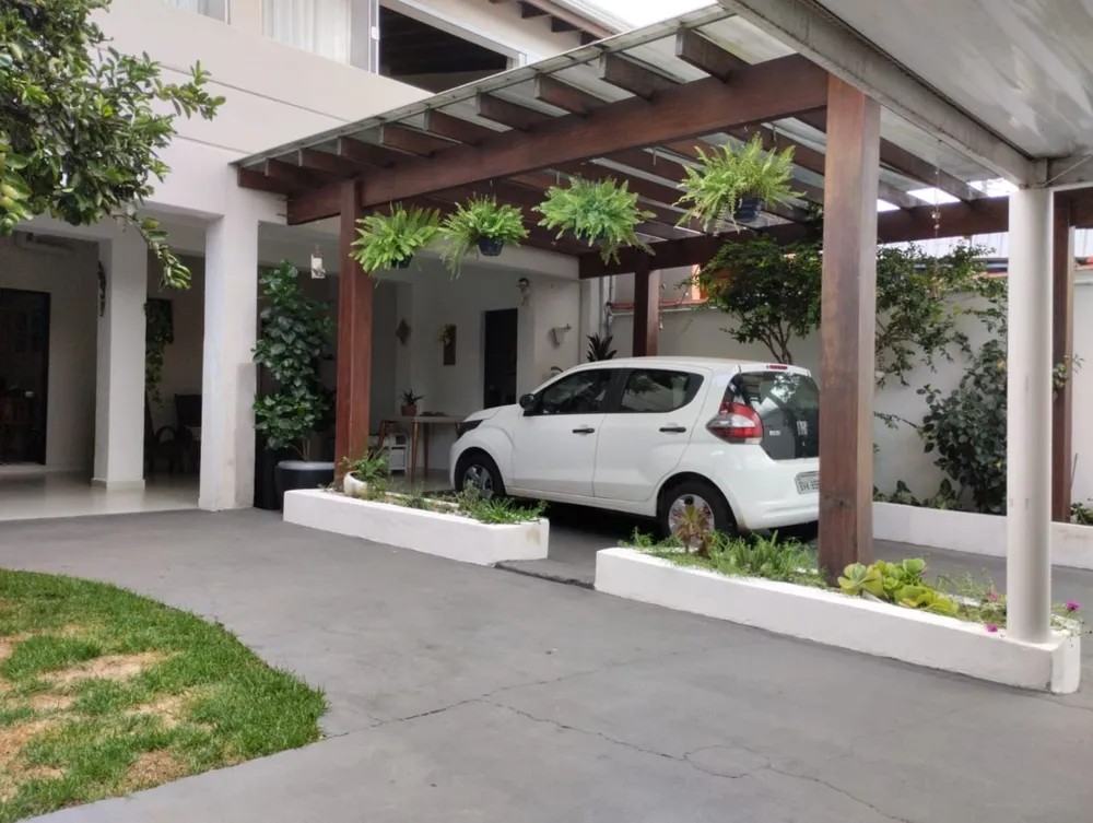 Casa, 2 quartos, 235 m² - Foto 1