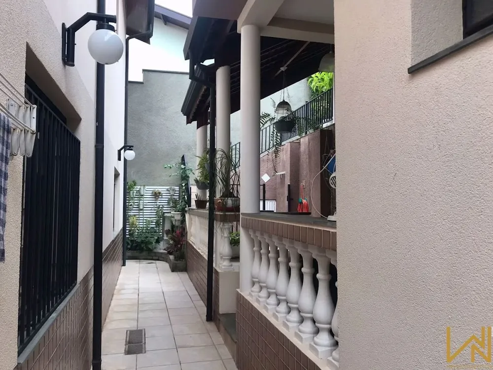 Casa, 4 quartos, 295 m² - Foto 2