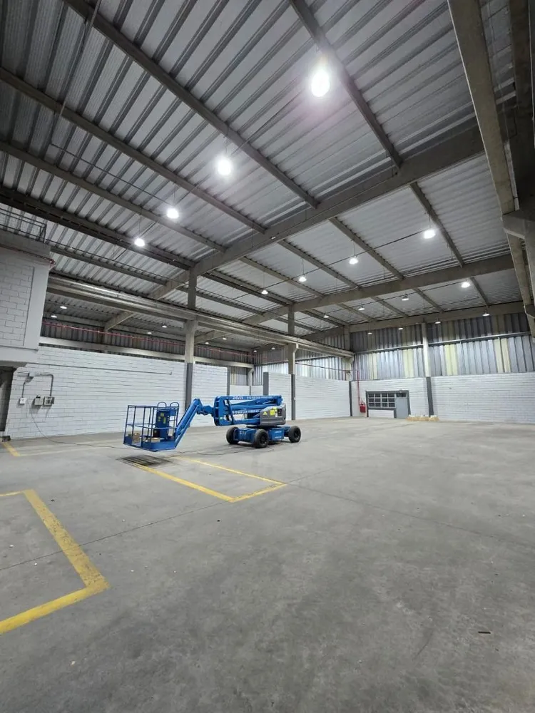 Depósito-Galpão, 1700 m² - Foto 2