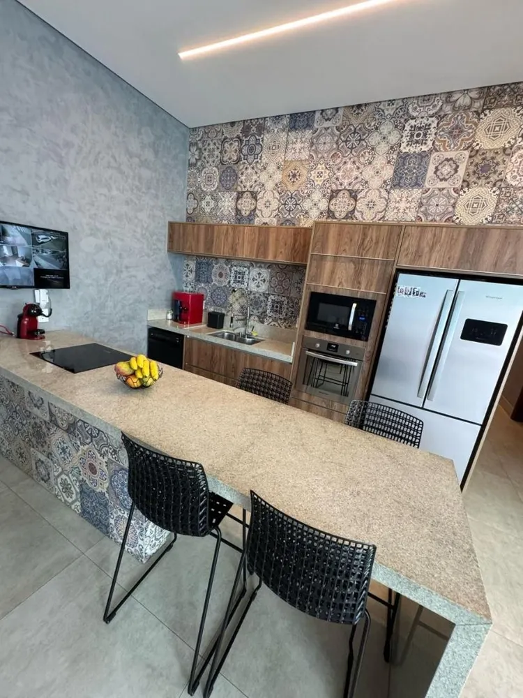 Casa, 3 quartos, 220 m² - Foto 4