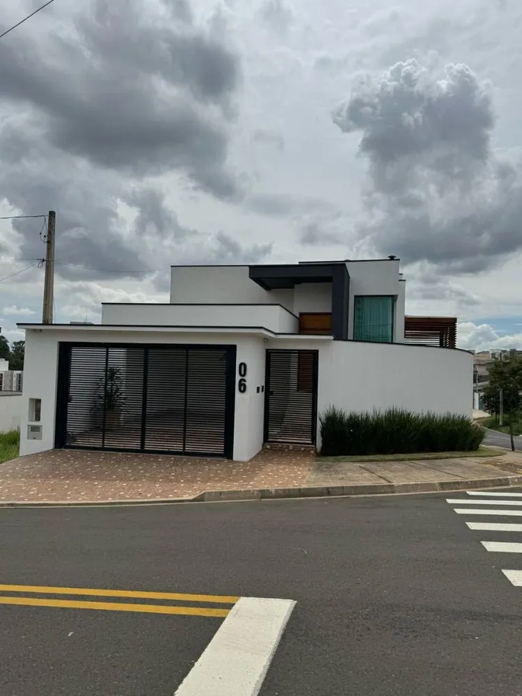 Casa, 3 quartos, 220 m² - Foto 1