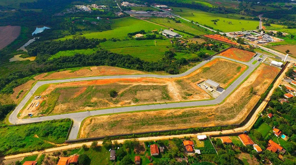 Loteamento e Condomínio, 1231 m² - Foto 1