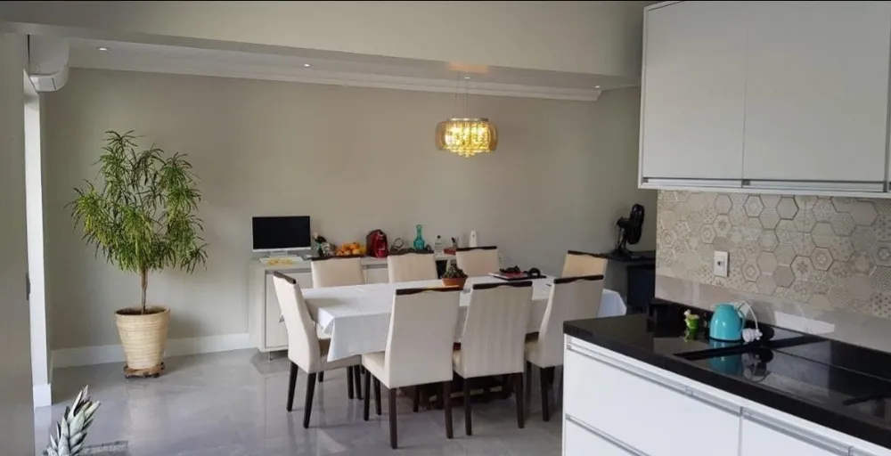 Casa, 3 quartos, 278 m² - Foto 10