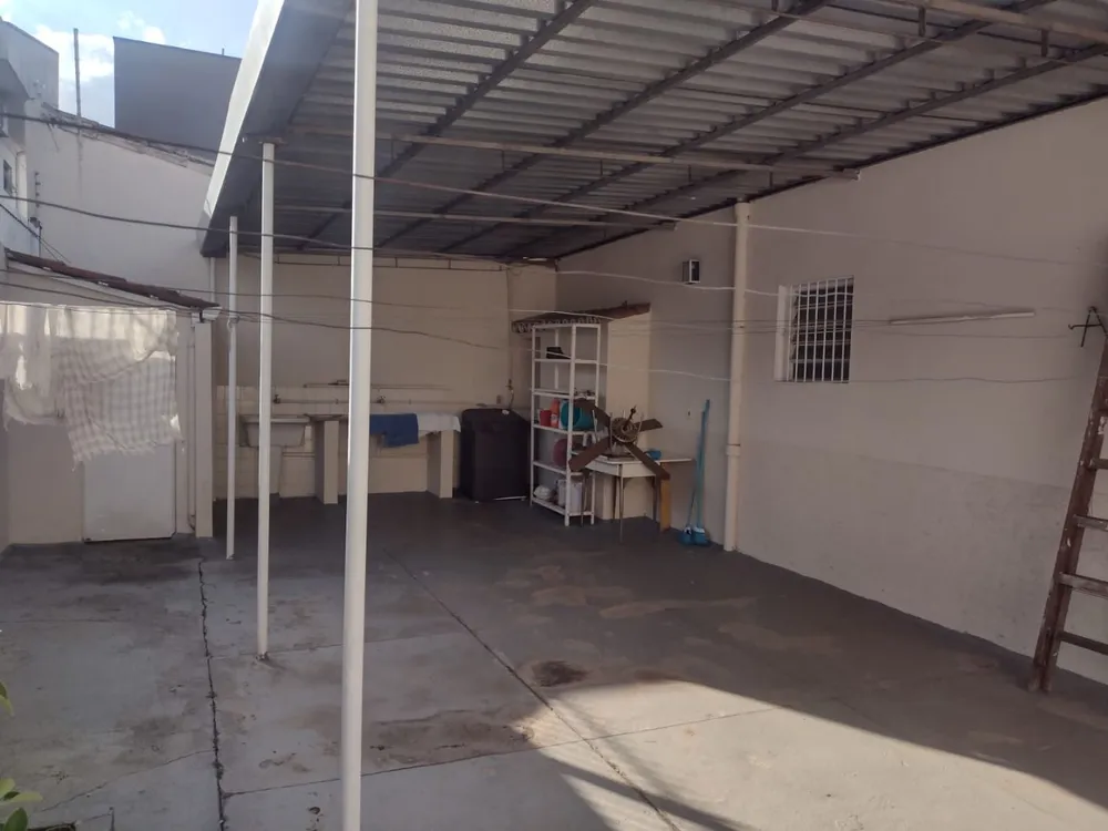 Casa, 4 quartos, 380 m² - Foto 1