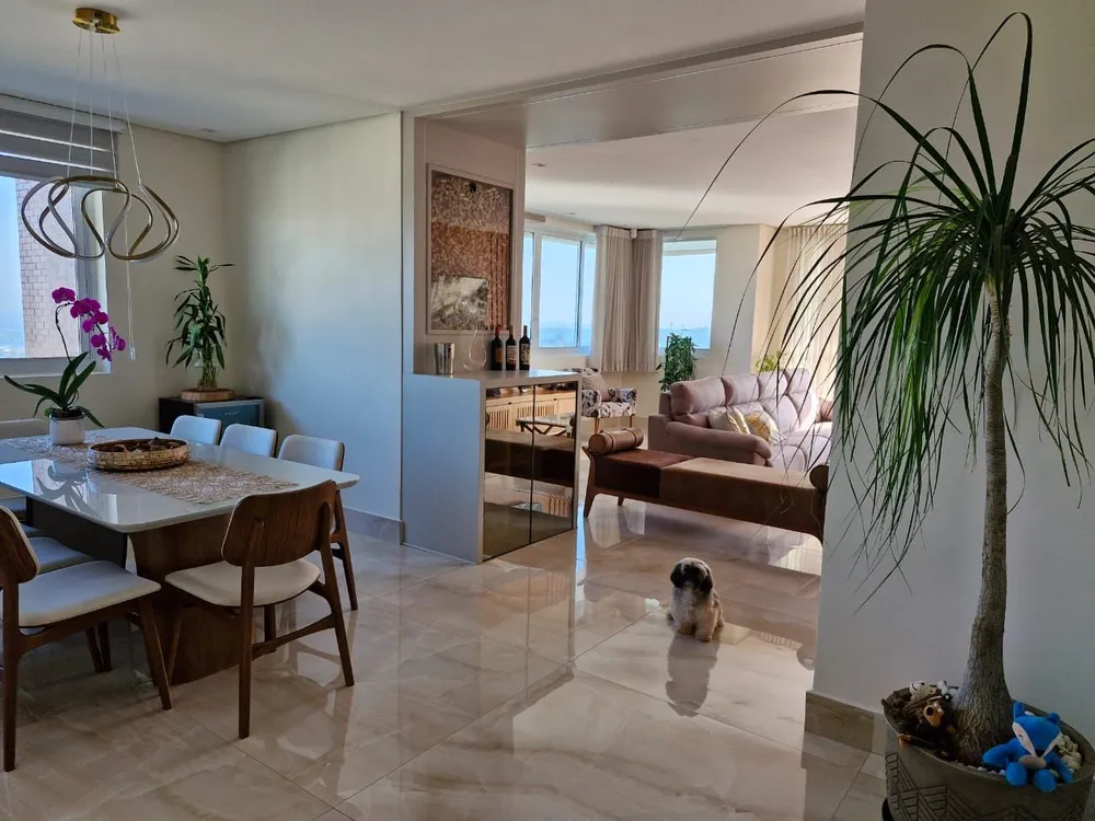 Cobertura, 4 quartos, 215 m² - Foto 2