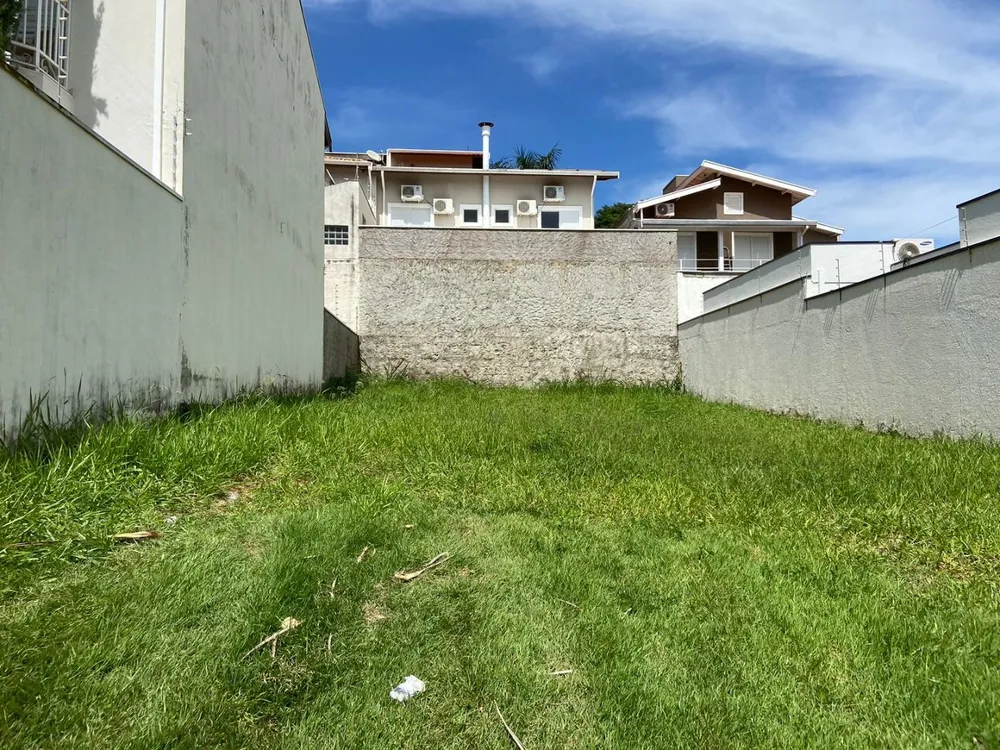 Loteamento e Condomínio, 200 m² - Foto 1