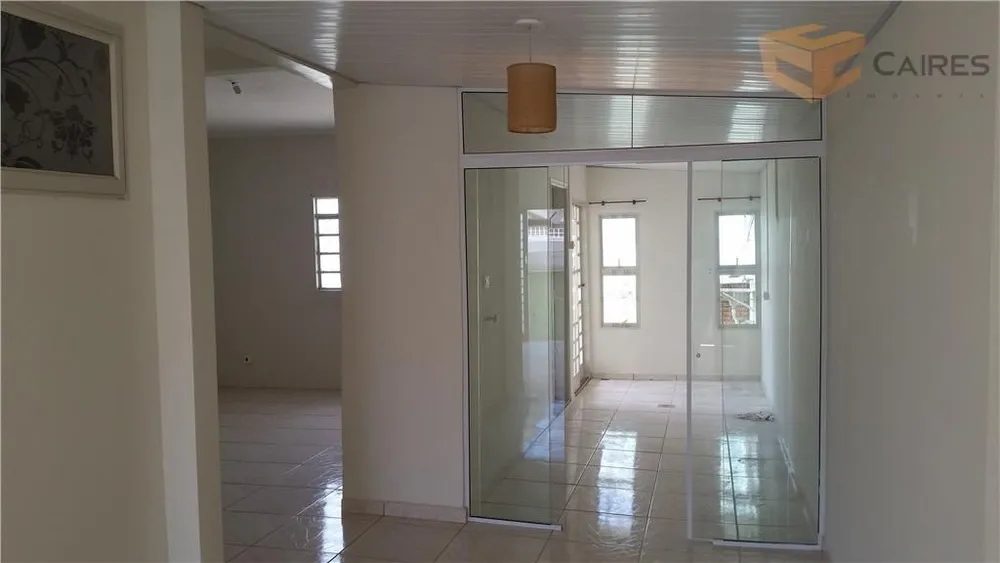 Casa, 3 quartos, 200 m² - Foto 1