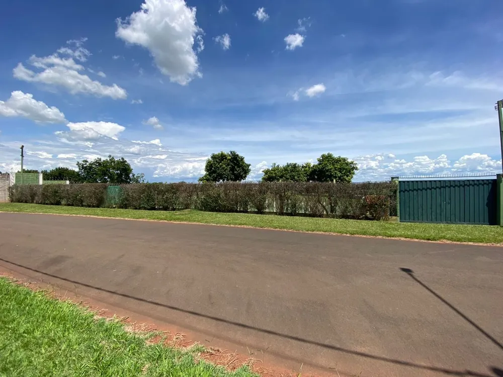 Loteamento e Condomínio, 1000 m² - Foto 1