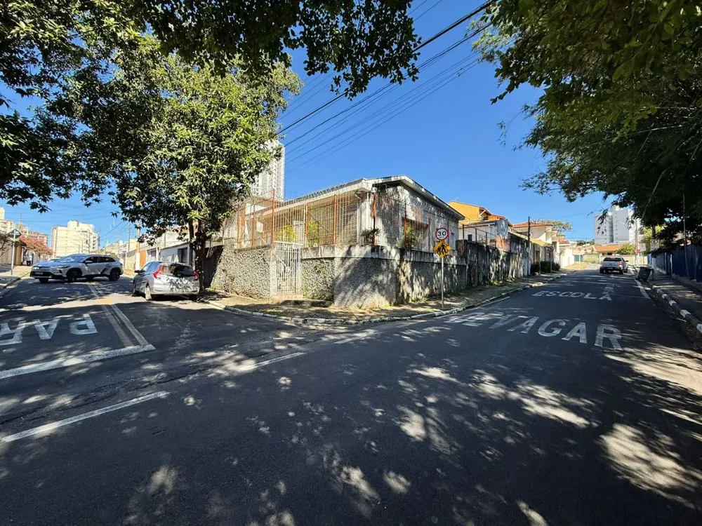 Casa, 4 quartos, 188 m² - Foto 1