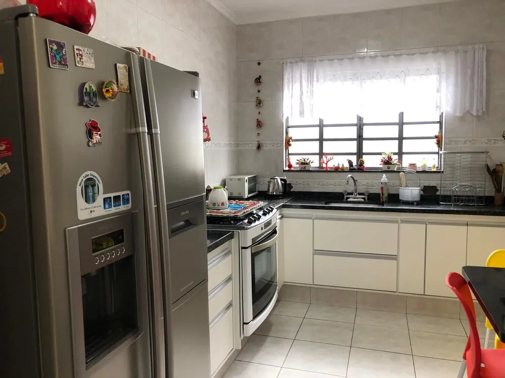 Casa, 3 quartos, 182 m² - Foto 4