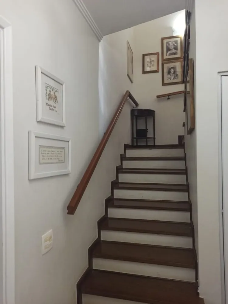 Casa, 4 quartos, 268 m² - Foto 1