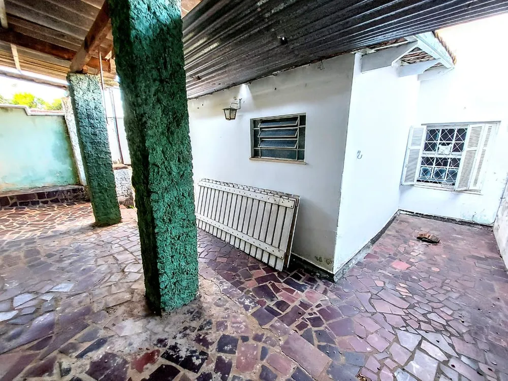 Casa, 4 quartos, 222 m² - Foto 1