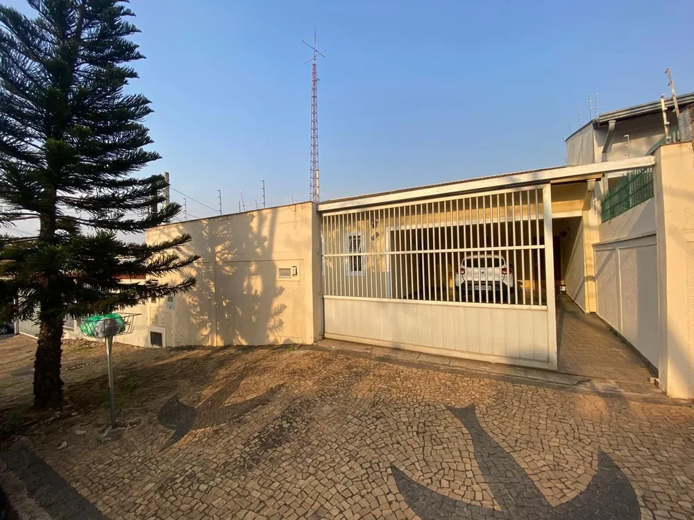 Casa, 3 quartos, 179 m² - Foto 1