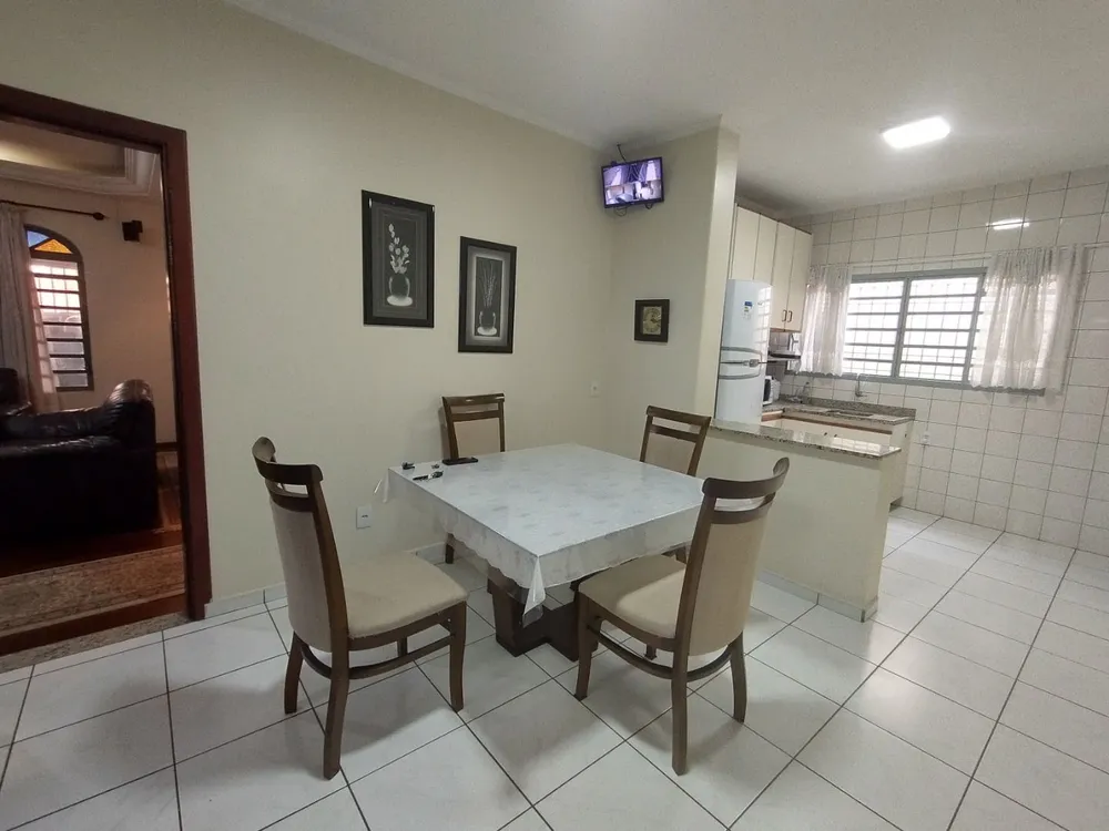 Casa, 3 quartos, 176 m² - Foto 3
