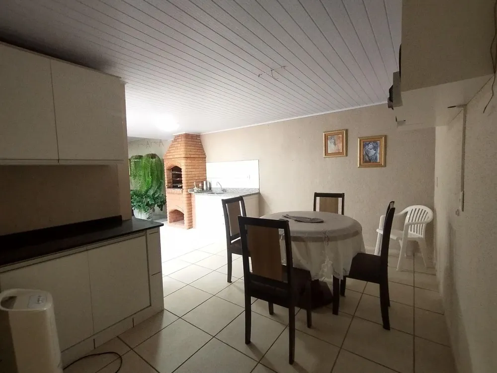 Casa, 3 quartos, 176 m² - Foto 13