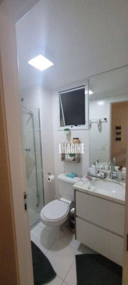 Apartamento à venda com 3 quartos, 95m² - Foto 8