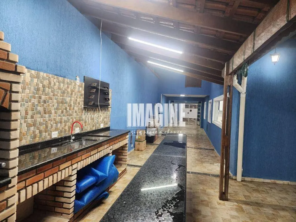 Casa, 3 quartos, 300 m² - Foto 2
