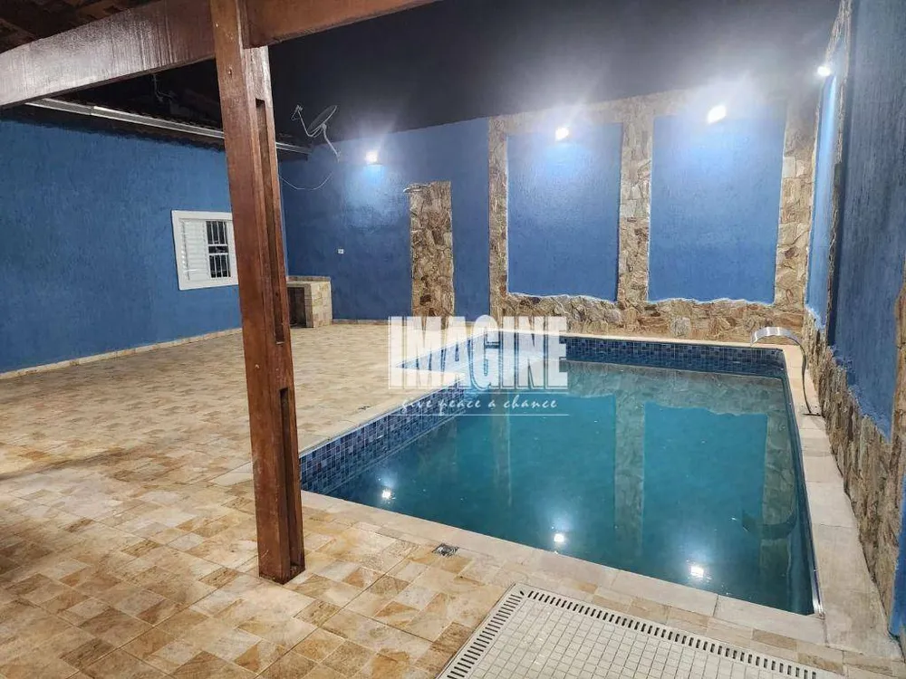 Casa, 3 quartos, 300 m² - Foto 8