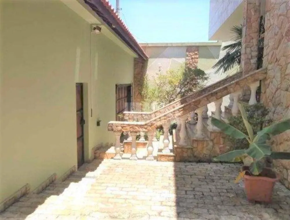 Sobrado, 6 quartos, 250 m² - Foto 2