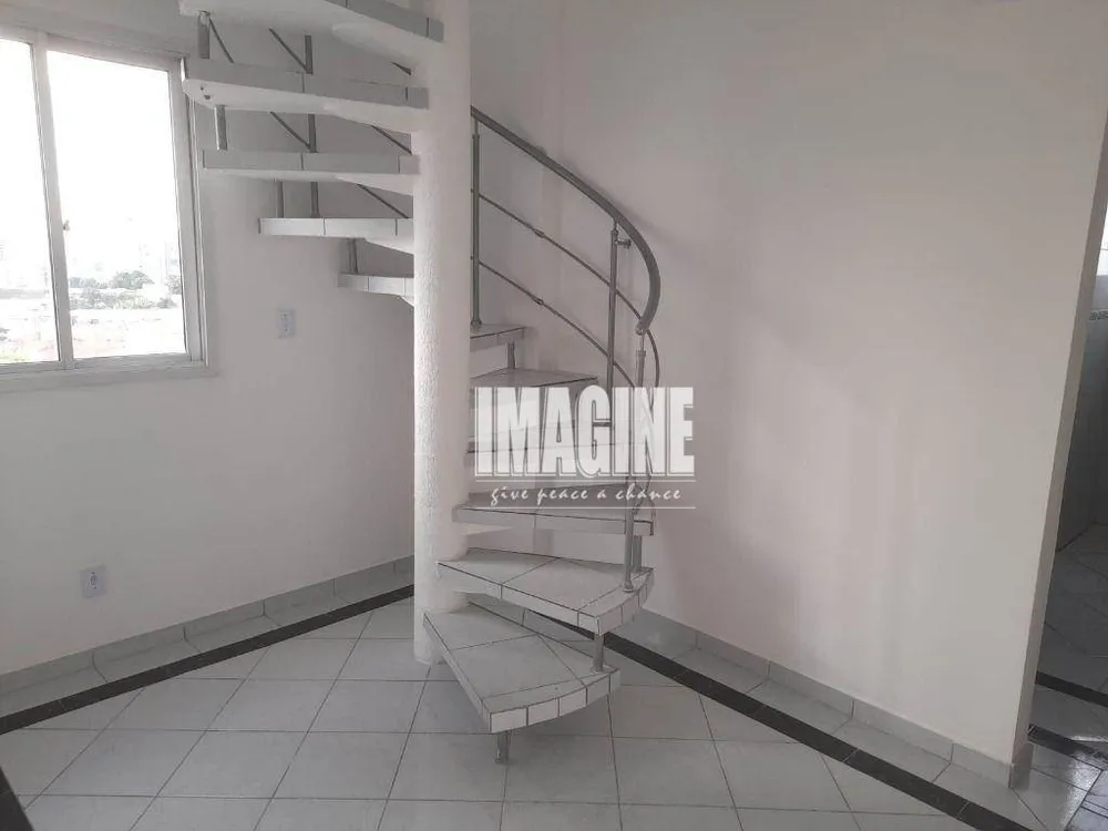 Cobertura, 3 quartos, 200 m² - Foto 2