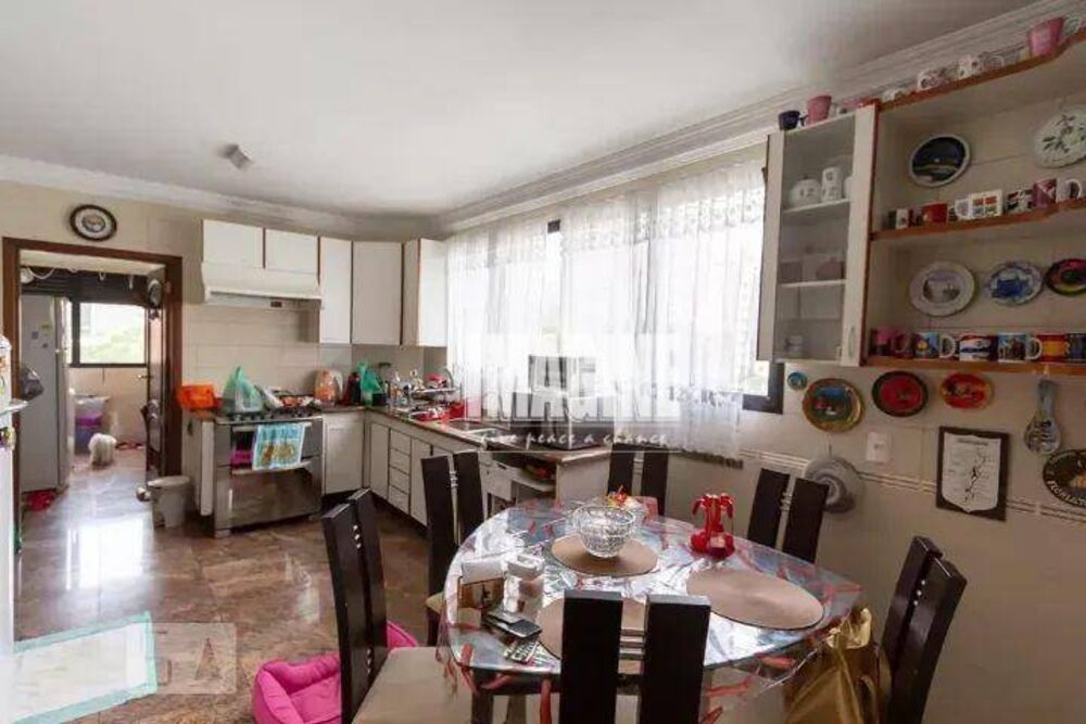 Apartamento, 4 quartos, 212 m² - Foto 1