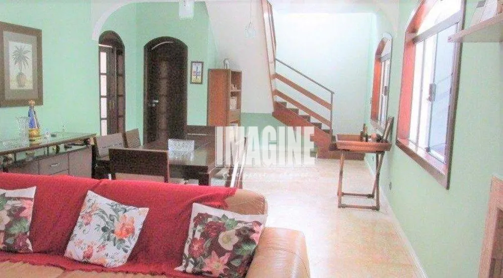Sobrado, 3 quartos, 270 m² - Foto 2