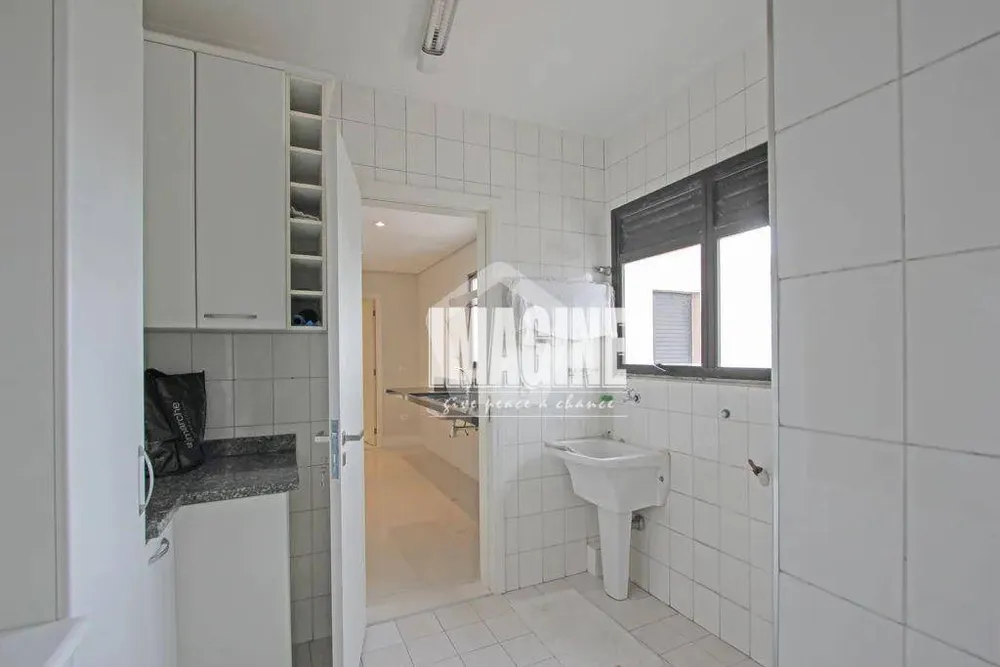 Apartamento, 3 quartos, 142 m² - Foto 2