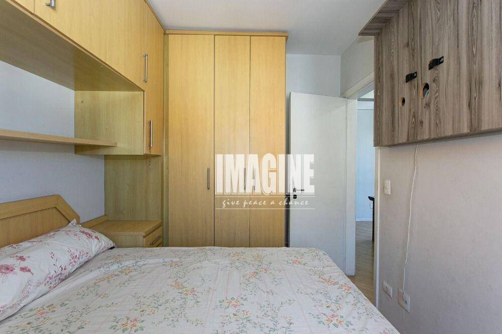 Apartamento à venda com 2 quartos, 65m² - Foto 1