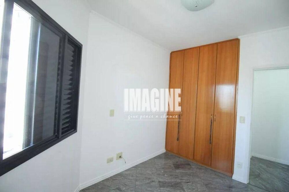 Apartamento à venda com 3 quartos, 95m² - Foto 3