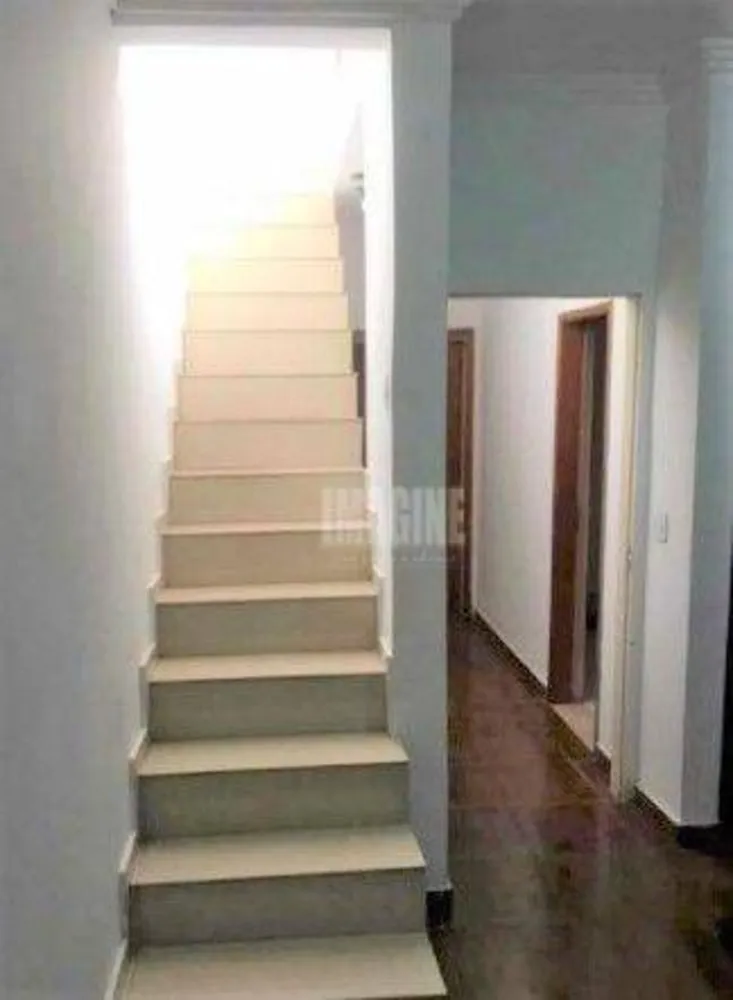 Sobrado, 3 quartos, 210 m² - Foto 1