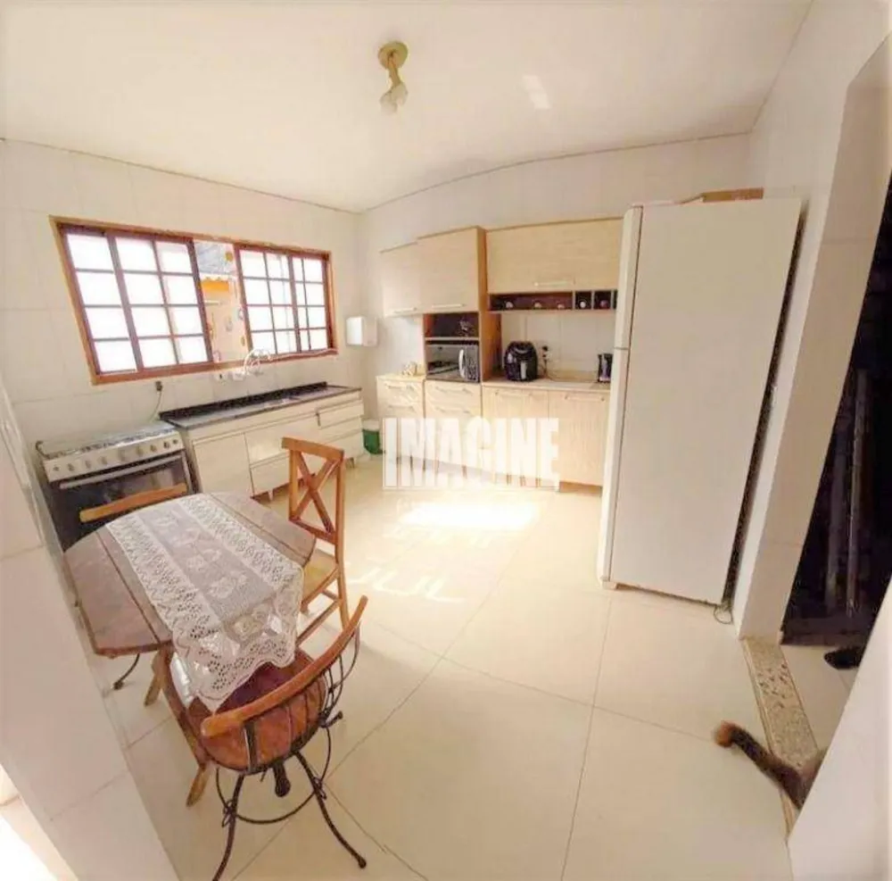 Casa, 3 quartos, 145 m² - Foto 1